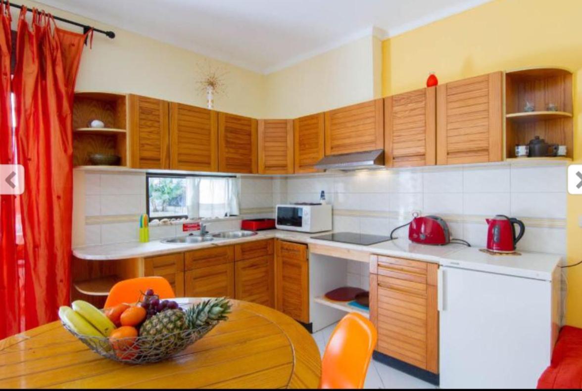 3 Min Walking To Peneco Beach Albufeira , Apart + Pool + Wifi Экстерьер фото